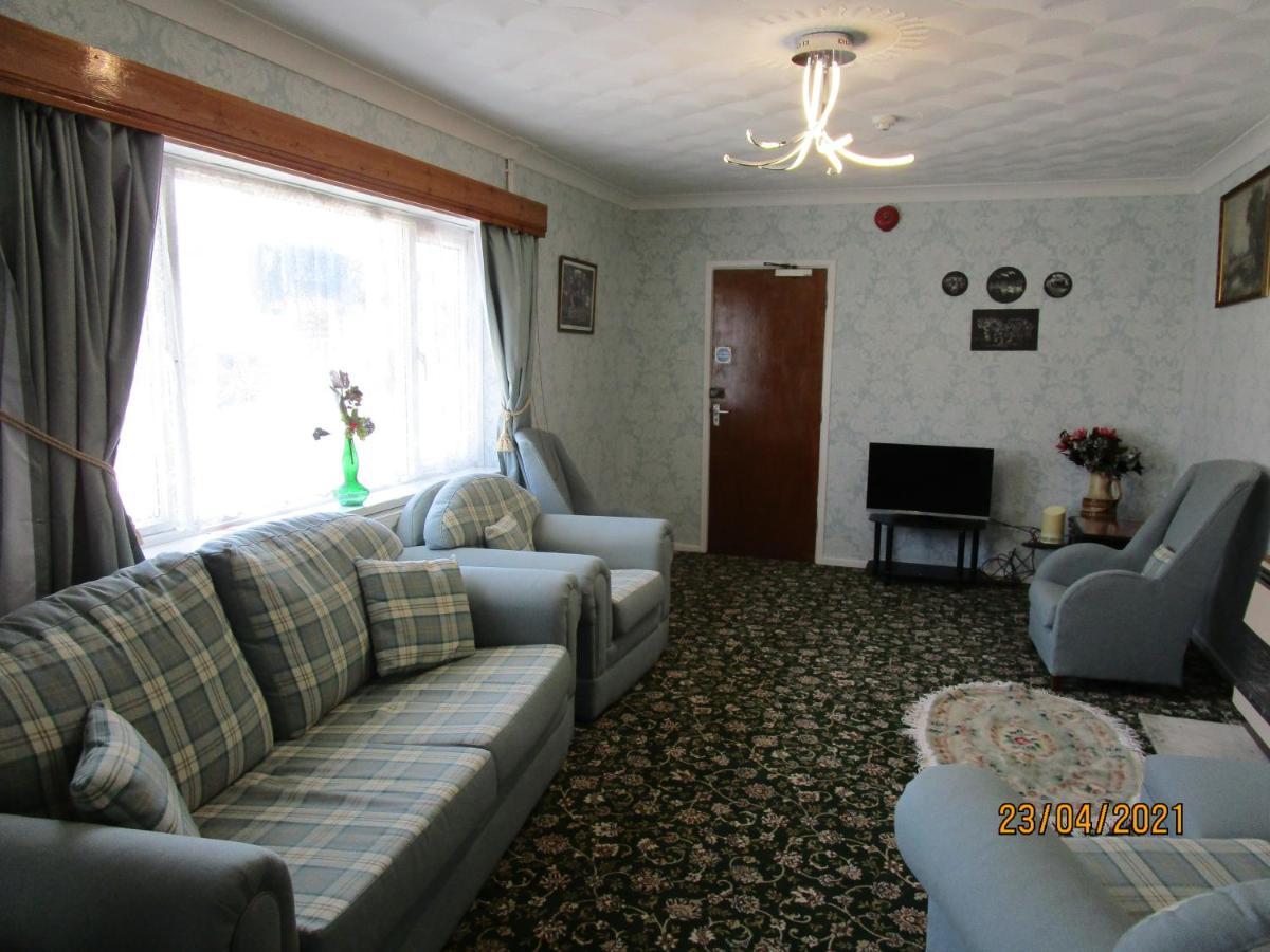 Tremains Guest House ブリジェンド エクステリア 写真